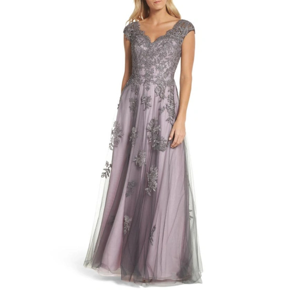 LA FEMME NWT Women's Pink/Grey Jewel Embellished Floral Lace Mesh A-Line Gown